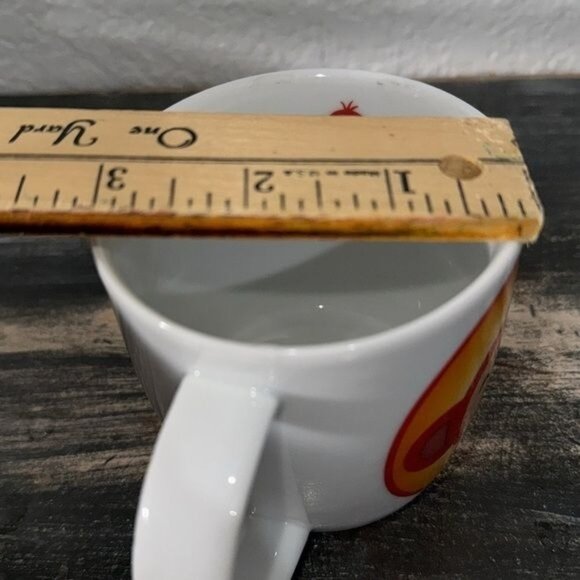 Papierchase Monkey-Themed Ceramic Mug 3" Tall Dishwasher & Microwave Safe - Picture 6 of 7